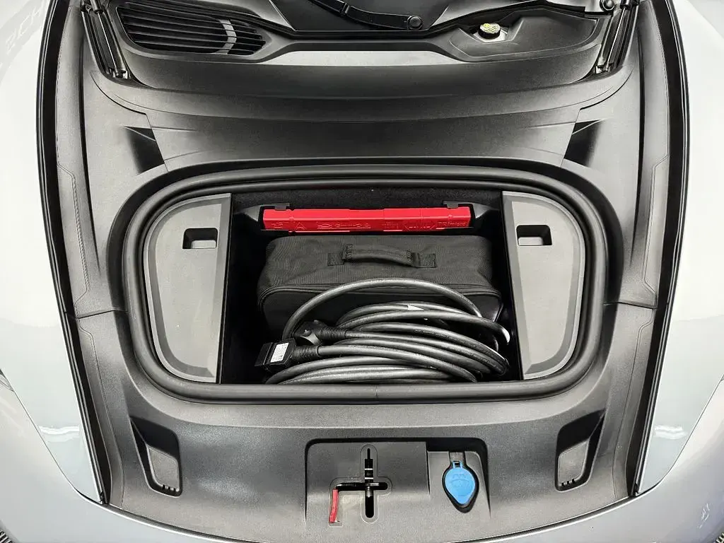 Gebraucht Porsche Taycan 4S Performance Package 419 kW (571 PS) 2020 Silber Limousine
