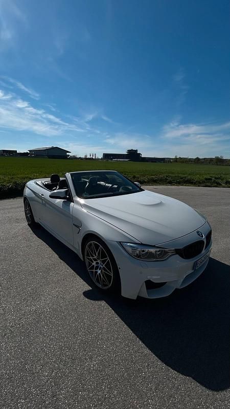 Weiß Gebraucht 2016 BMW M4 Cabriolet Competition Edition Cabrio | 48.950 € (Fairer Preis) - Bild 1/4