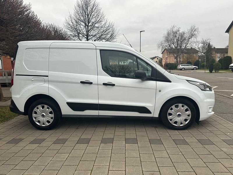 Second-hand Ford Transit Connect 120 CP (88 kW) 2019 Alb Monovolum