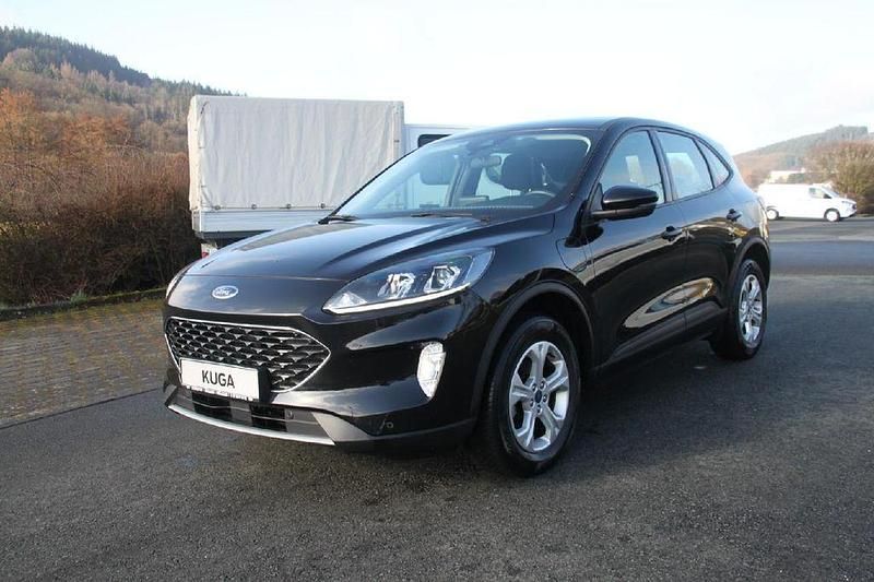 Gebraucht Ford Kuga Cool & Connect 152 PS (111 kW) 2022 Obsidianschwarz metallic SUV