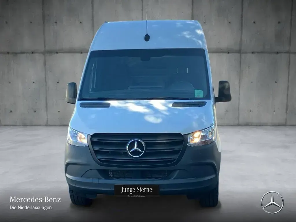 Second-hand Mercedes Sprinter 170 CP (125 kW) 2024 Alb Van