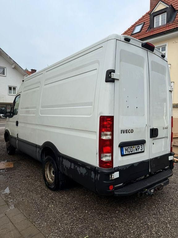 Gebraucht Iveco Daily 170 PS (125 kW) 2013 Weiß Van / Kleinbus