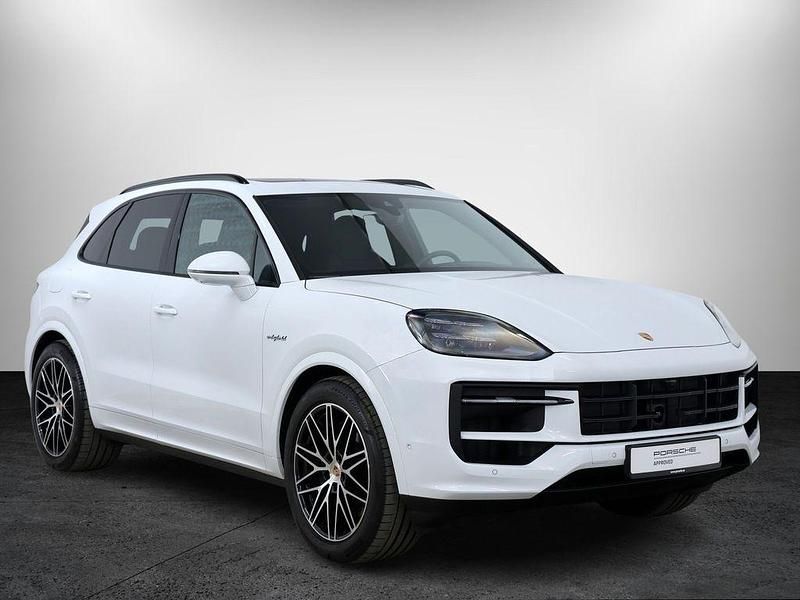 Gebraucht Porsche Cayenne 470 PS (345 kW) 2024 Weiß SUV