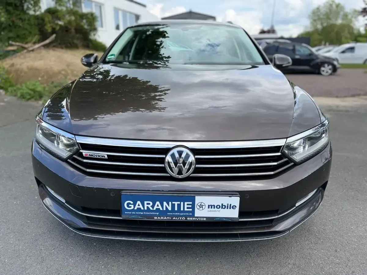Gebraucht VW Passat Highline 239 PS (175 kW) 2015 Black oak brown Kombi