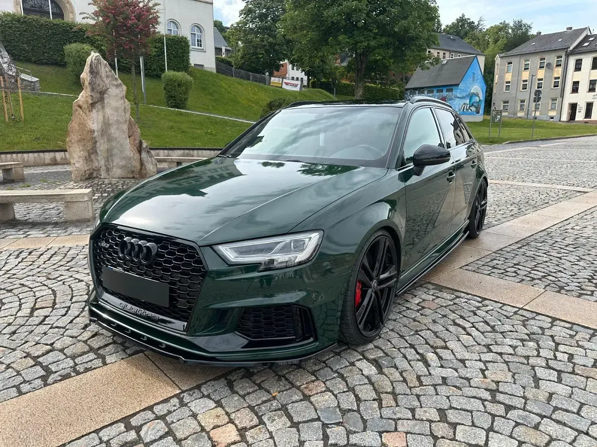 Gebraucht Audi RS3 Sportback Advanced 582 PS (428 kW) 2018 Grün Kleinwagen