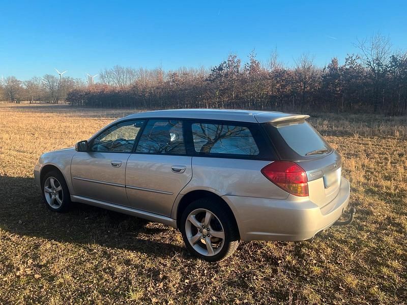 Gebraucht Subaru Legacy Active 165 PS (121 kW) 2005 Silber Kombi