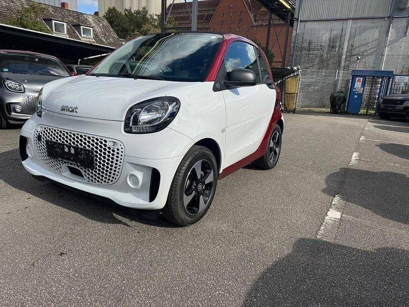 Weiß Gebraucht 2021 Smart ForTwo Electric Drive Coupé | 8.899 € (Fairer Preis) - Bild 1/4