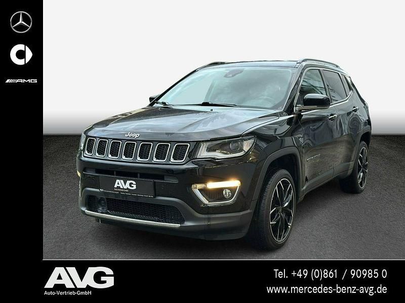 Diamond black crystal p/c Gebraucht 2020 Jeep Compass Limited SUV | 17.990 € (Guter Preis) - Bild 1/4