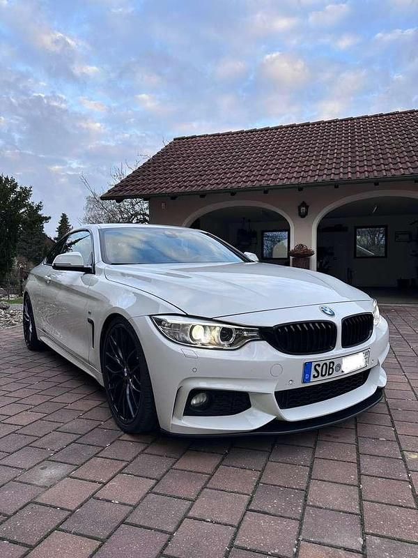 Weiß Gebraucht 2016 BMW 440 M Performance Coupé | 39.900 € (Etwas zu teuer) - Bild 1/4