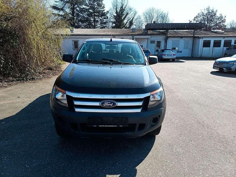 Gebraucht Ford Ranger XL 150 PS (110 kW) 2015 Pantherschwarz metallic Pickup