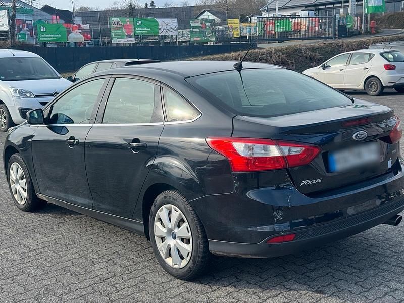 Gebraucht Ford Focus 150 PS (110 kW) 2011 Schwarz Limousine