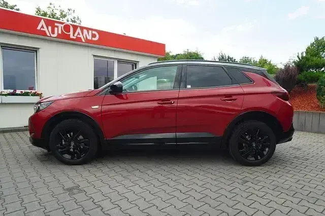 Gebraucht Opel Grandland X 131 PS (96 kW) 2022 Rot SUV