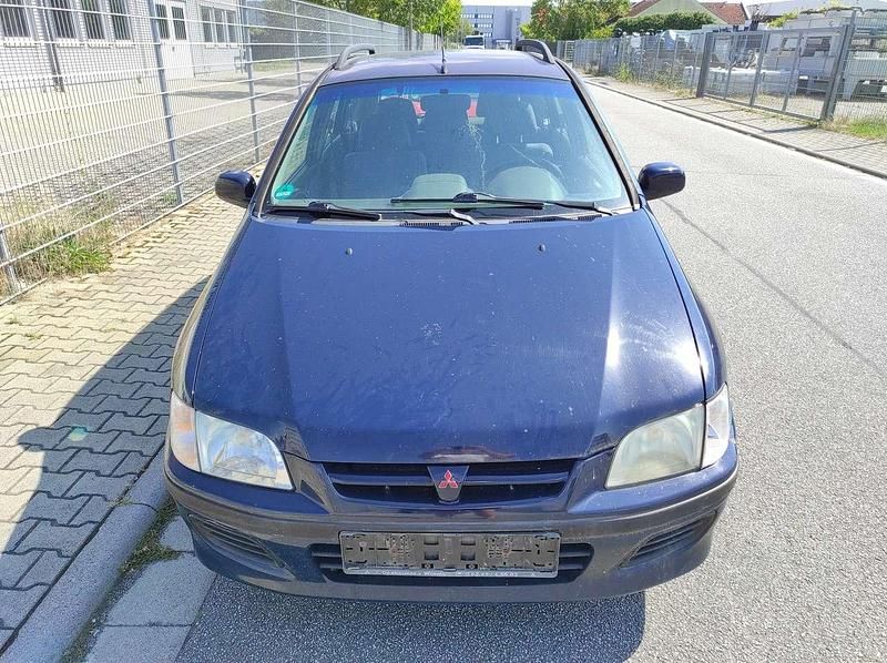 Gebraucht Mitsubishi Space Star 86 PS (63 kW) 2000 Blau Van / Kleinbus