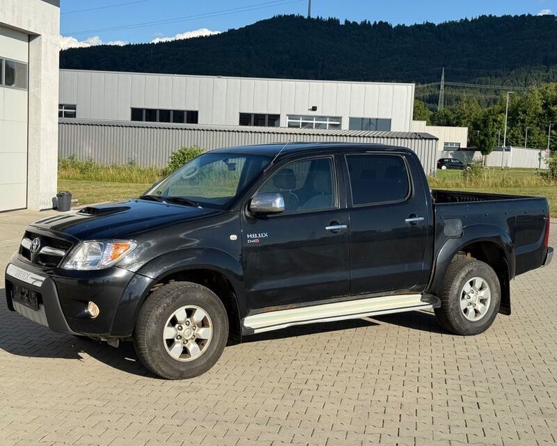 Schwarz Gebraucht 2007 Toyota HiLux Abholung | 9.200 € (Fairer Preis) - Bild 1/4