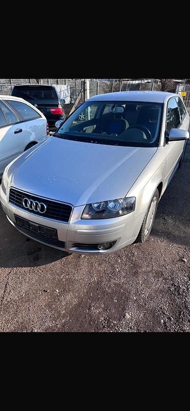 Silber Gebraucht 2003 Audi A3 Kleinwagen | 990 € (Guter Preis) - Bild 1/4