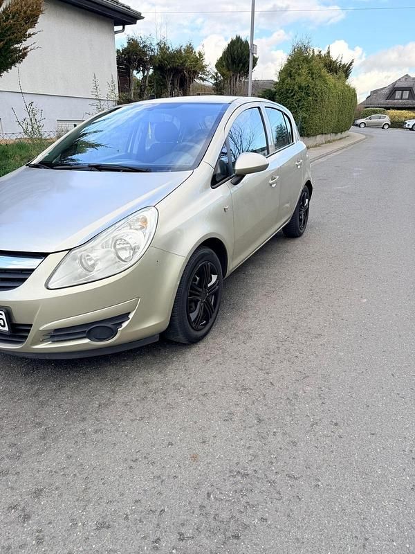 Gebraucht Opel Corsa 80 PS (58 kW) 2009 Beige Kleinwagen