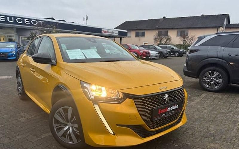 Gelb Gebraucht 2022 Peugeot 208 Active Kleinwagen | 17.950 € (Fairer Preis) - Bild 1/4