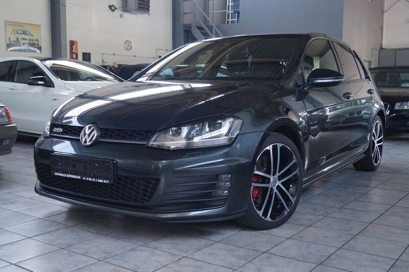 Grau Gebraucht 2016 VW Golf VII GTD Limousine | 12.000 € (Fairer Preis) - Bild 1/4