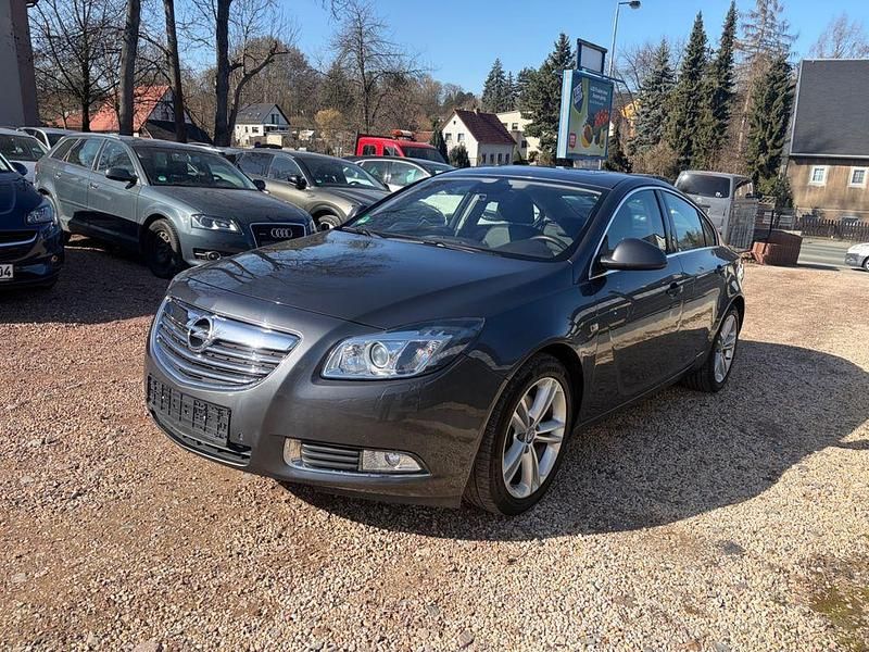Gebraucht Opel Insignia 220 PS (161 kW) 2009 Grau Limousine