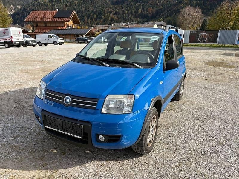 Blau Gebraucht 2006 Fiat Panda 4x4 Climbing Kleinwagen | 2.250 € (Guter Preis) - Bild 1/4