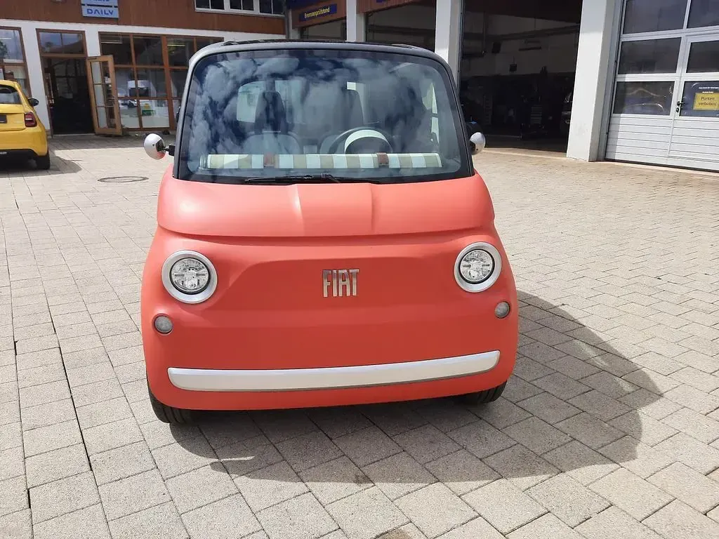 Neu Fiat Topolino Basis 5 kW (8 PS) 2026 Rot Kleinwagen