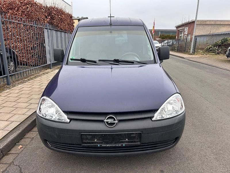 Gebraucht Opel Combo 65 PS (47 kW) 2004 Blau Van / Kleinbus