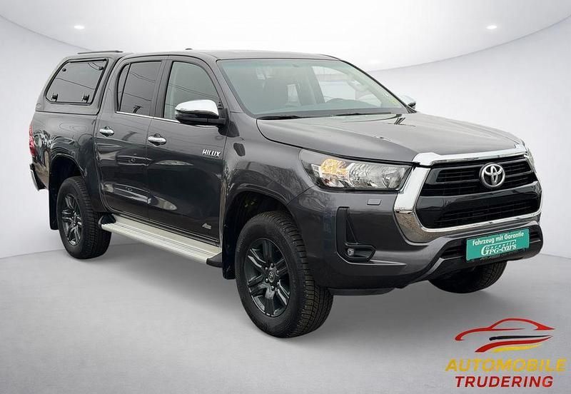 Gebraucht Toyota HiLux 150 PS (110 kW) 2023 Grau Abholung