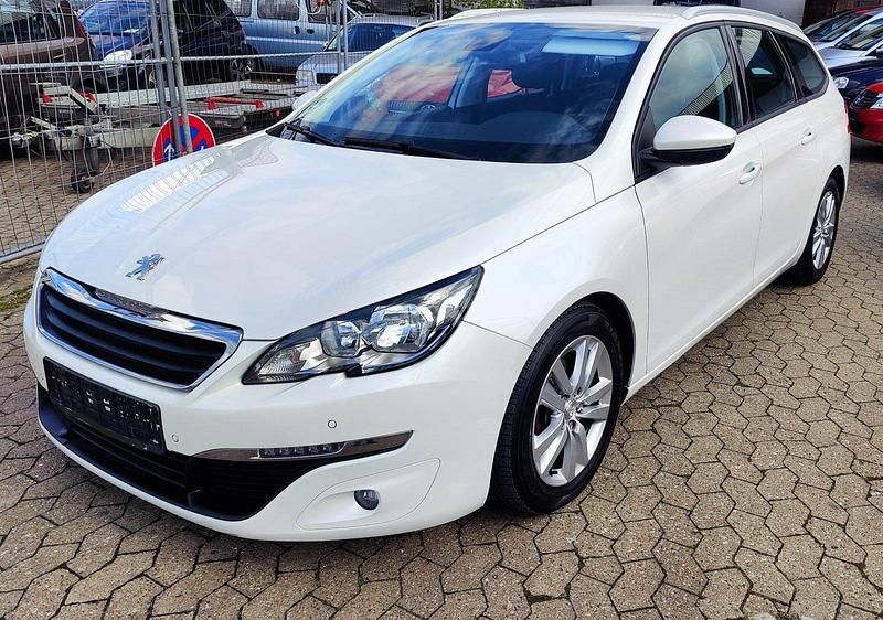 Pearl Gebraucht 2016 Peugeot 308 Active Kombi | 5.950 € (Fairer Preis) - Bild 1/4