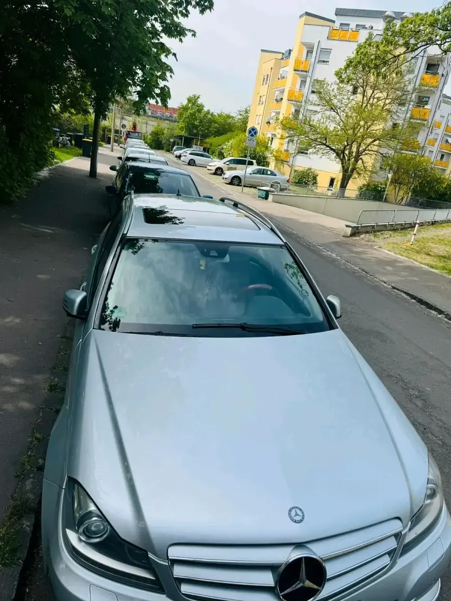 Second-hand Mercedes C220 170 CP (125 kW) 2012 Gri Break