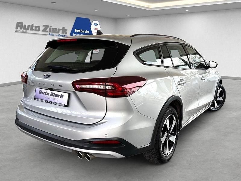 Używany Ford Focus Active 125 KM (91 kW) 2023 Srebrny Kombi