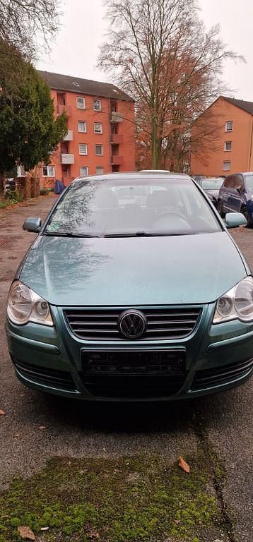 Gebraucht VW Polo 69 PS (50 kW) 2007 Grün Limousine