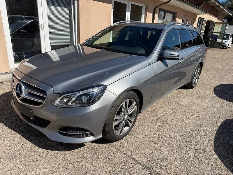 Gebraucht Mercedes E220 170 PS (125 kW) 2013 Silber Kombi