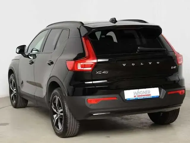 Gebraucht Volvo XC40 145 PS (106 kW) 2023 SUV