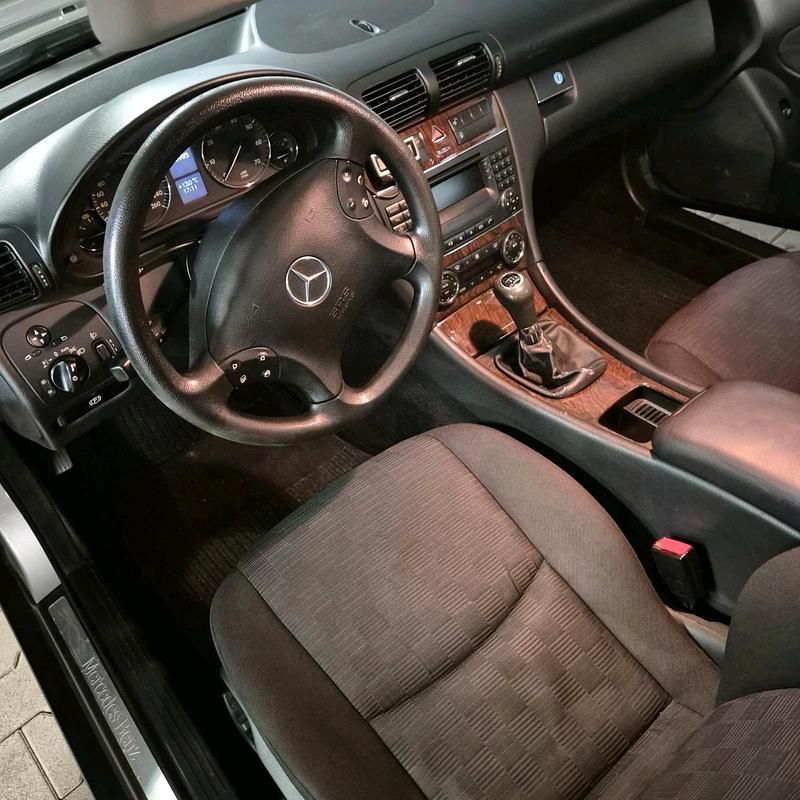 Gebraucht Mercedes C180 143 PS (105 kW) 2007 Silber Kombi