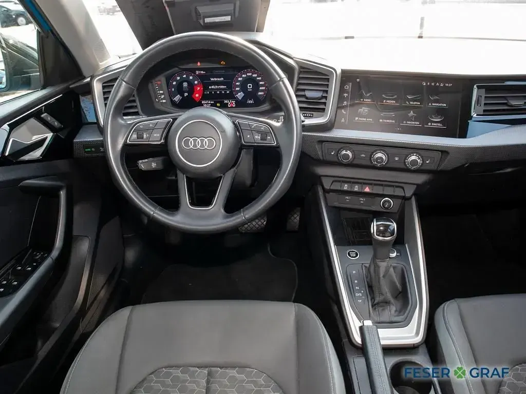 Gebraucht Audi A1 Sportback Ambiente 110 PS (80 kW) 2022 Turboblau / mythosschwarz metallic Kleinwagen