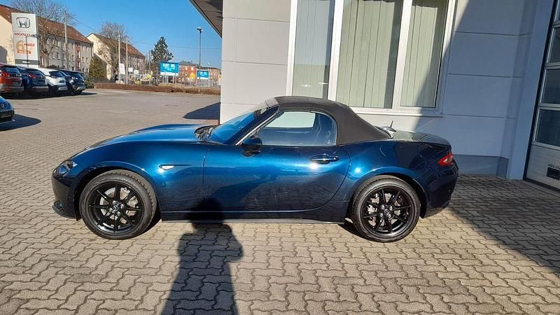 Gebraucht Mazda MX5 Ad'Vantage 132 PS (97 kW) 2022 Blau Cabrio
