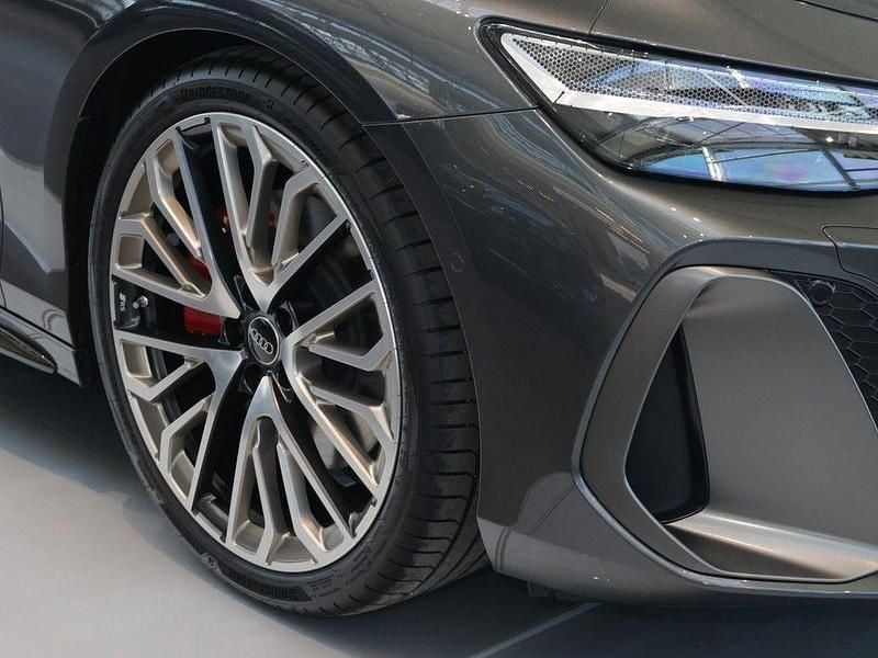 Neu Audi A6 Sport 367 PS (269 kW) 2025 Grau Kombi