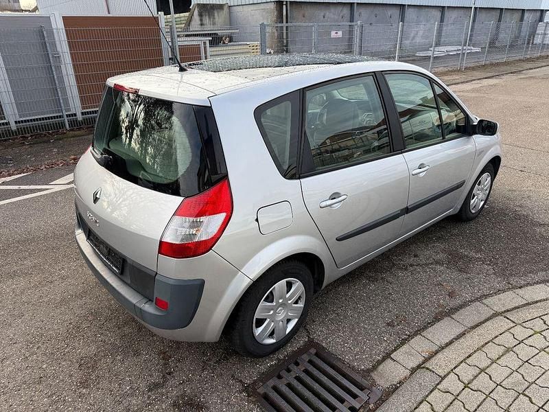 Gebraucht Renault Scénic II Avantage 111 PS (81 kW) 2005 Van / Kleinbus