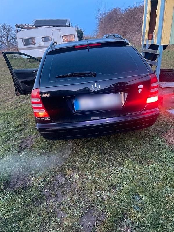 Gebraucht Mercedes C200 163 PS (119 kW) 2004 Schwarz Kombi