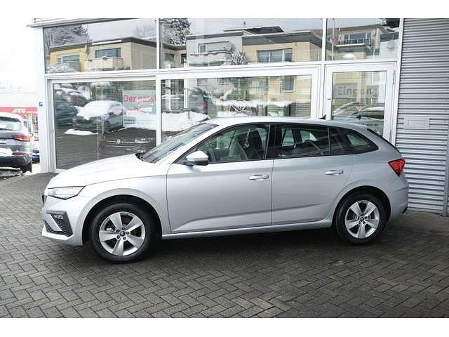 Neu Skoda Scala Selection 116 PS (85 kW) 2025 Kleinwagen