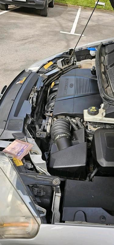 Gebraucht Ford C-MAX 116 PS (85 kW) 2003 Silber Van / Kleinbus