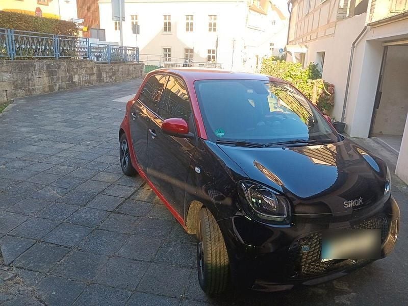 Schwarz Gebraucht 2021 Smart ForFour Electric Drive Kleinwagen | 9.500 € (Fairer Preis) - Bild 1/4