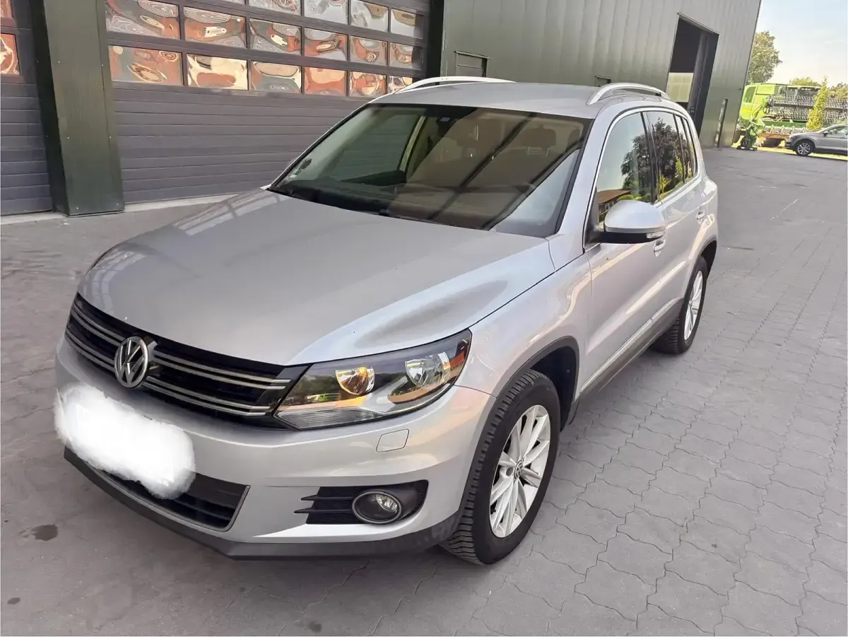 Gebraucht VW Tiguan 180 PS (132 kW) 2015 Silber SUV