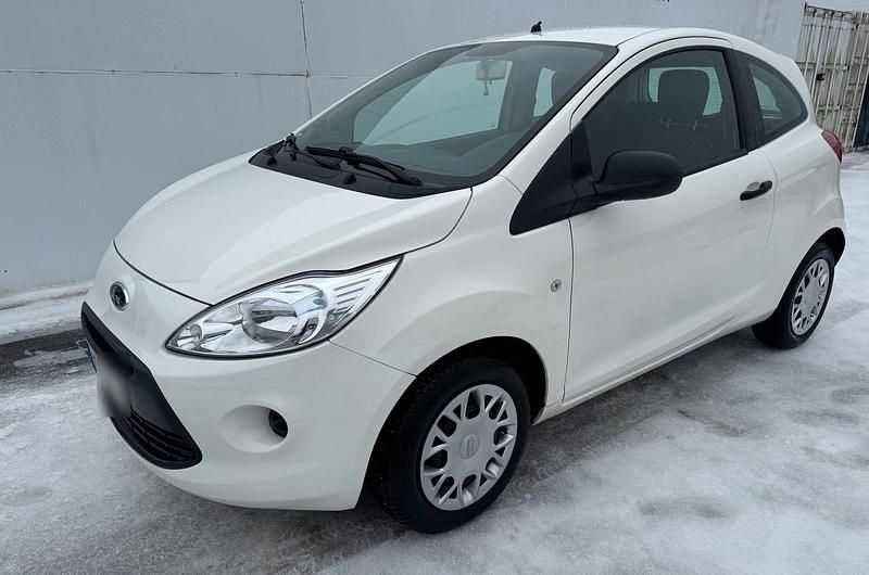 Gebraucht Ford Ka 69 PS (50 kW) 2014 Weiß Kleinwagen