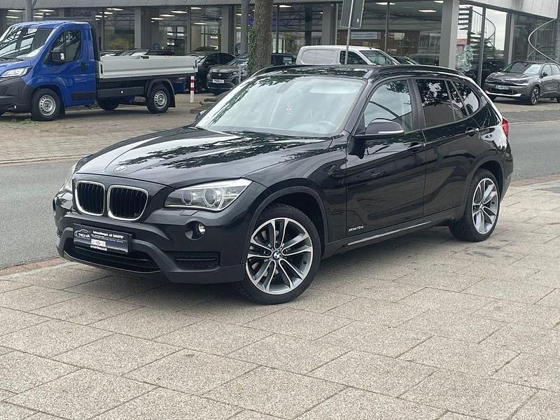 Schwarz Gebraucht 2014 BMW X1 Sport Line SUV | 11.999 € (Fairer Preis) - Bild 1/4