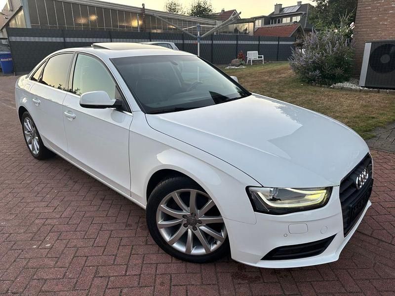 Weiß Gebraucht 2014 Audi A4 Limousine | 15.500 € (Fairer Preis) - Bild 1/4