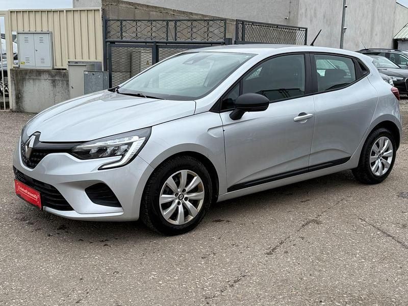 Gebraucht Renault Clio V Life 67 PS (49 kW) 2021 Silber Limousine