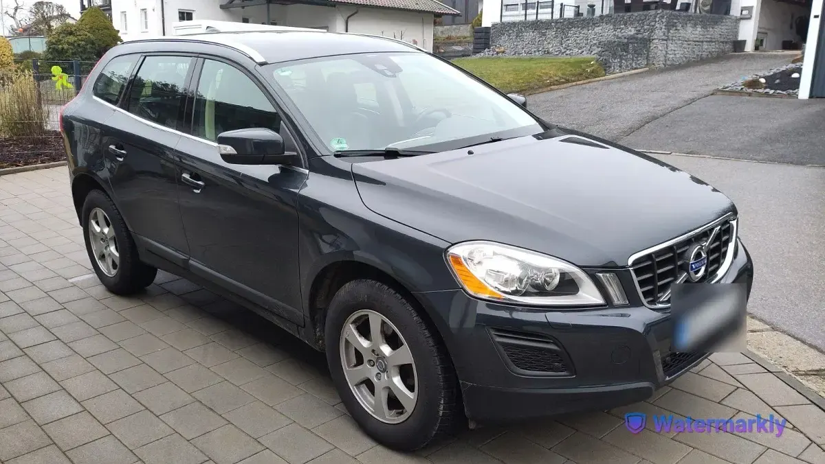 Gebraucht Volvo XC60 Momentum 163 PS (119 kW) 2012 Grau SUV