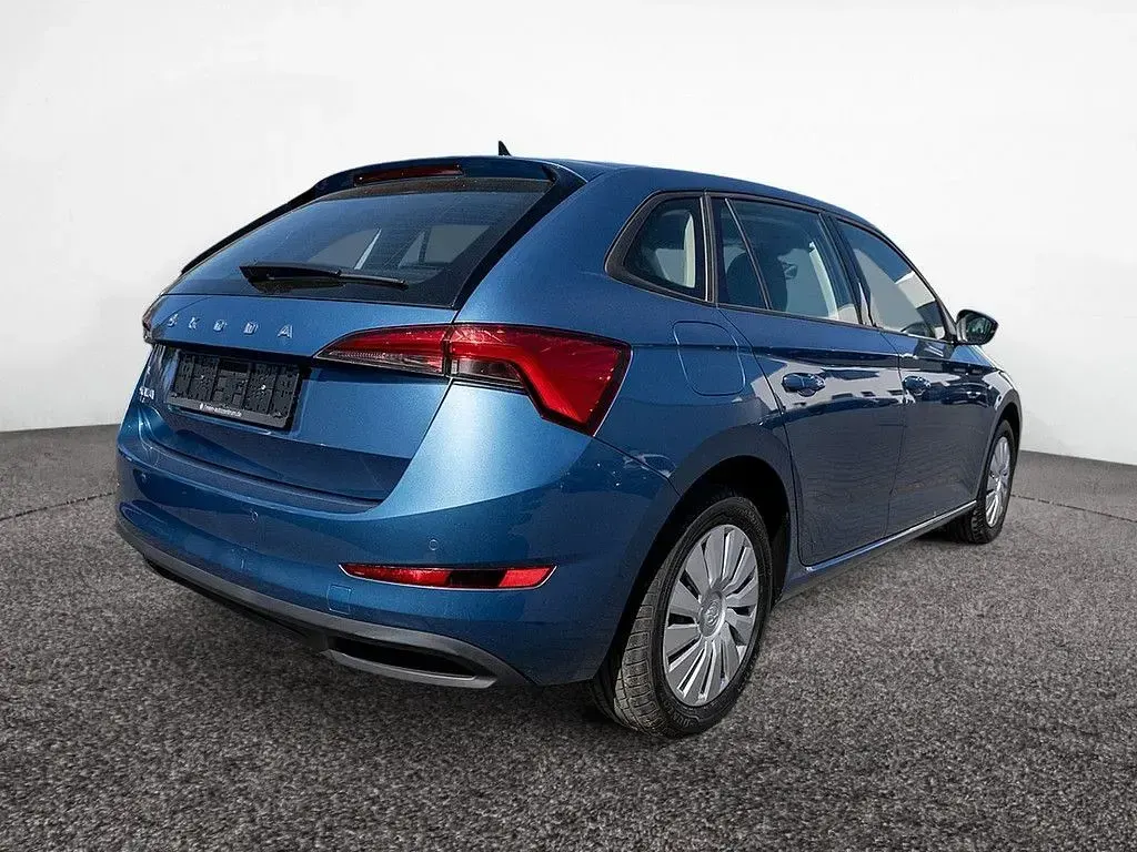 Używany Skoda Scala Cool Plus 95 KM (69 kW) 2020 Niebieski Hatchback