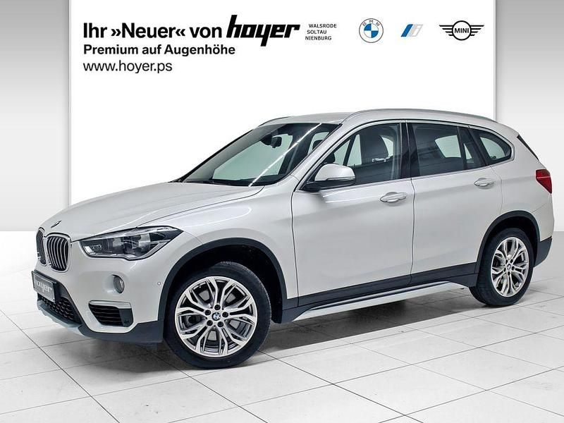 Weiß Gebraucht 2021 BMW X1 xLine SUV | 25.930 € (Guter Preis) - Bild 1/4